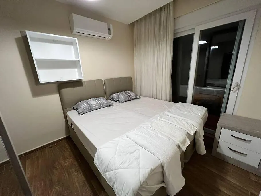 Apartman Ferah, Konyaalti Kumsalina Yakin, Merkezi Konum '15' Antalya Törökország