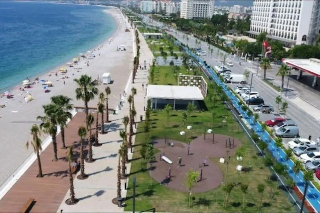 Apartman Ferah, Konyaalti Kumsalina Yakin, Merkezi Konum '15' Antalya